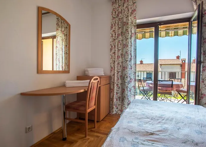 Apartment Sandra Pula