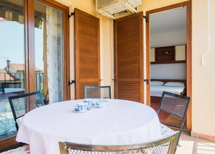 Apartment Sandra * Pula