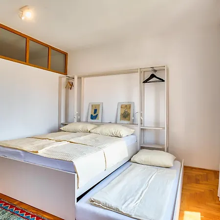 Apartment Sandra * Pula