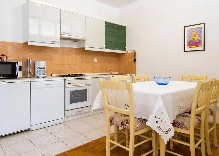 Apartment Sandra Pula